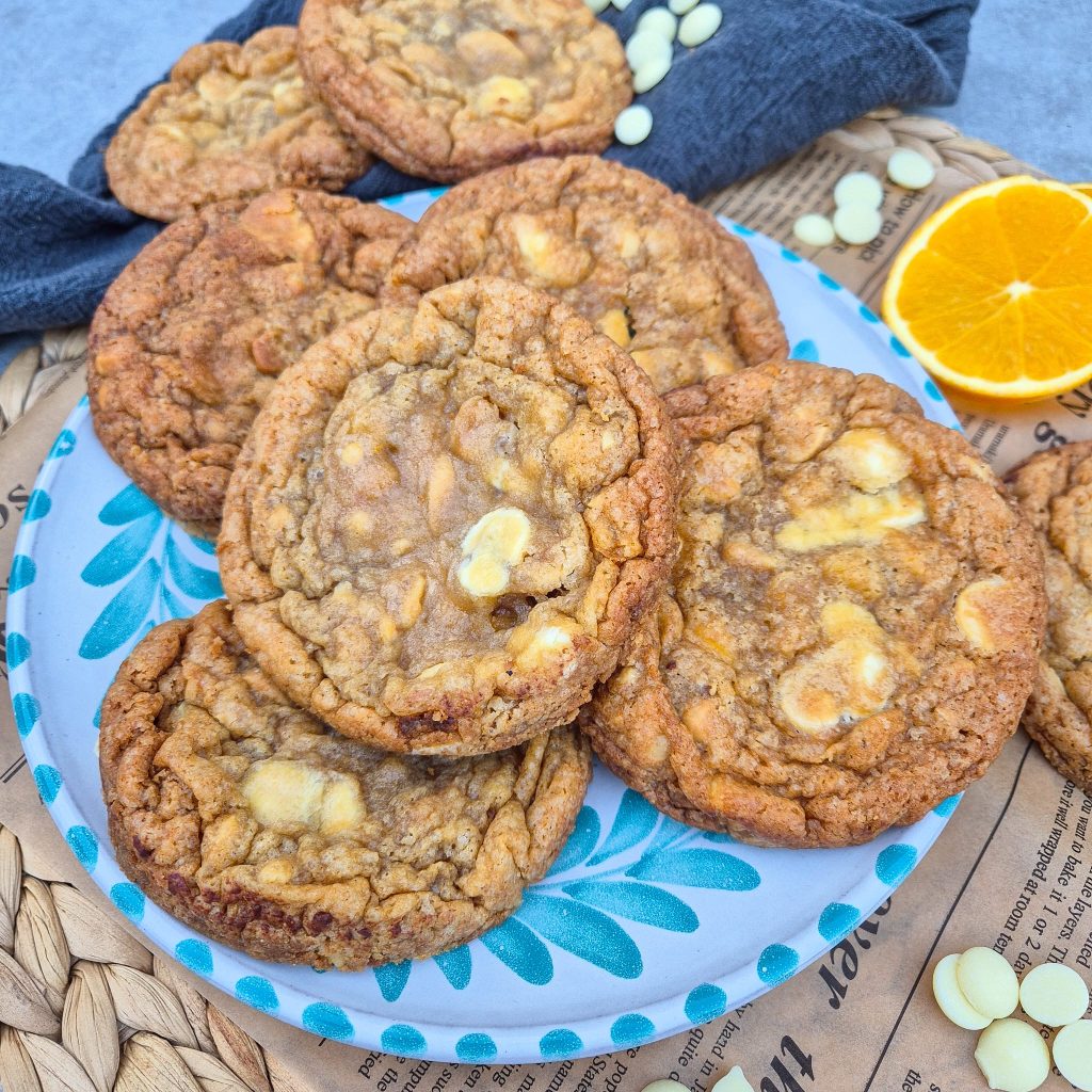 Witte chocolade pinda koeken met sinaasappel